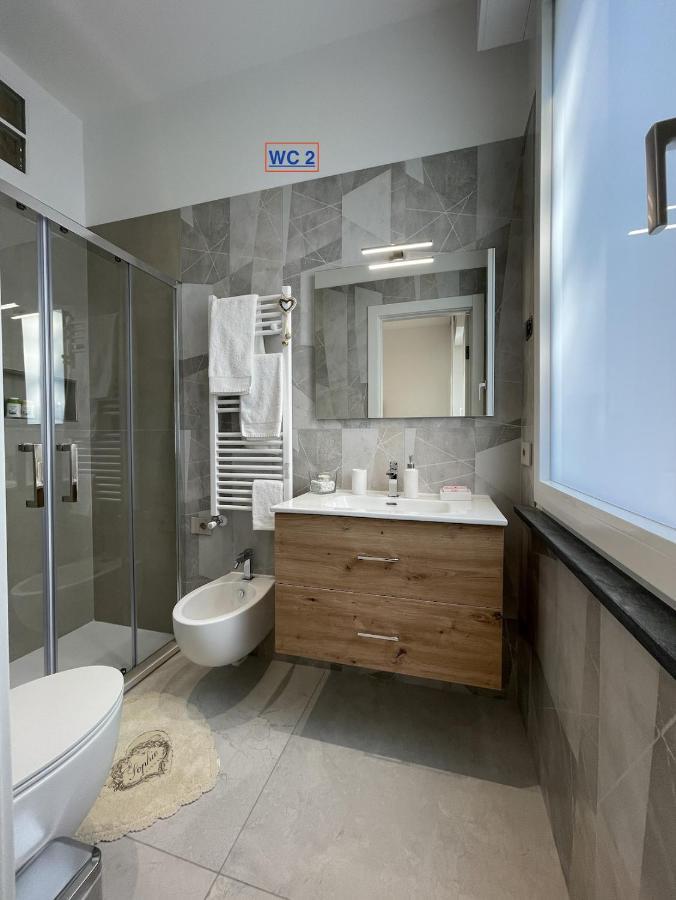 Varese Apartment Exterior foto